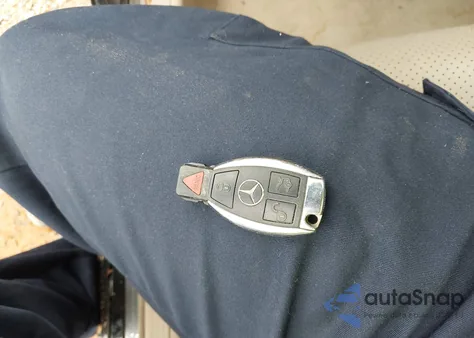 2011 Mercedes-Benz C 300 Sport from USA, damaged, VIN WDDGF5EB4BA508284